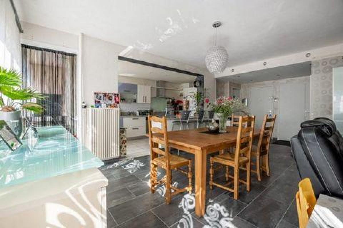 3 Schlafzimmer Eigentumswohnung in Villars, France, Nr. 15096