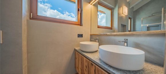 Квартира с 3 спальнями в Мадезимо, Италия № 377690 29