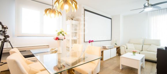 3 bedrooms Apartment in Valencia, Spain No. 82414 17