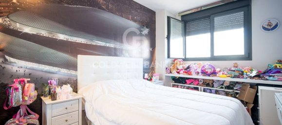 3 bedrooms Apartment in Valencia, Spain No. 82414 2