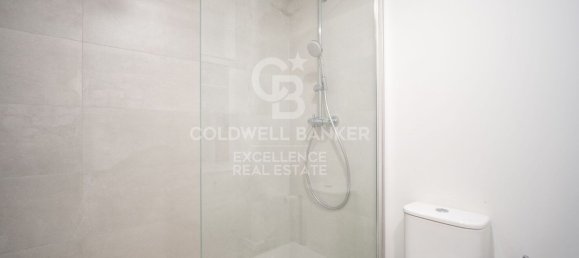 3 bedrooms Apartment in Valencia, Spain No. 82414 4