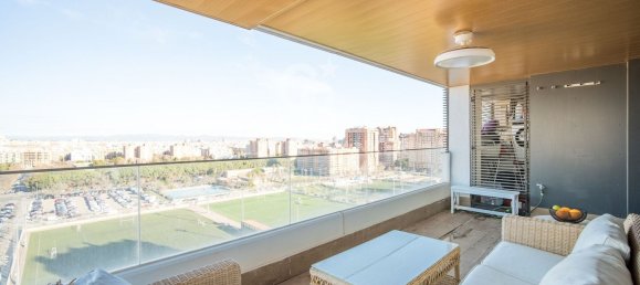 3 bedrooms Apartment in Valencia, Spain No. 82414 10
