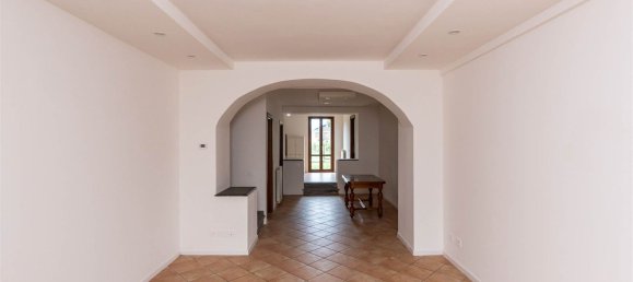 5 غرف نوم منزل في Pistoia, Italy رقم 313759 3