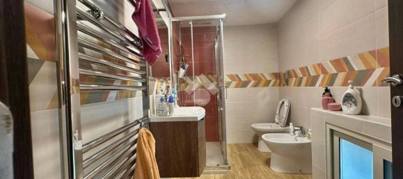 Apartamento T3 em Naples, Italy N.º 320412 27