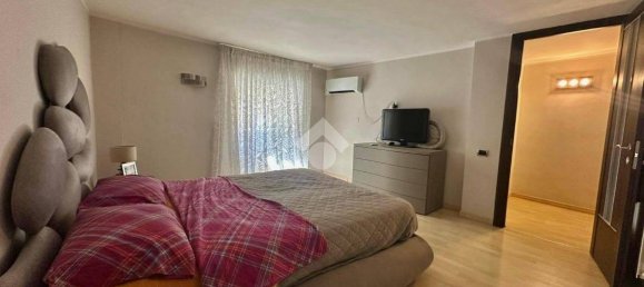 Apartamento T3 em Naples, Italy N.º 320412 21