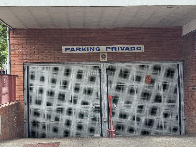 Parkplatz in Sant Boi de Llobregat, Spain, Nr. 260393