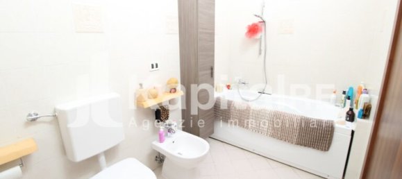 2 Schlafzimmer Haus in Lazio, Italy, Nr. 282250 24