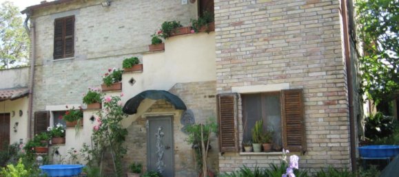 3 rooms Apartment in Rocca di Papa, Italy No. 188757 2