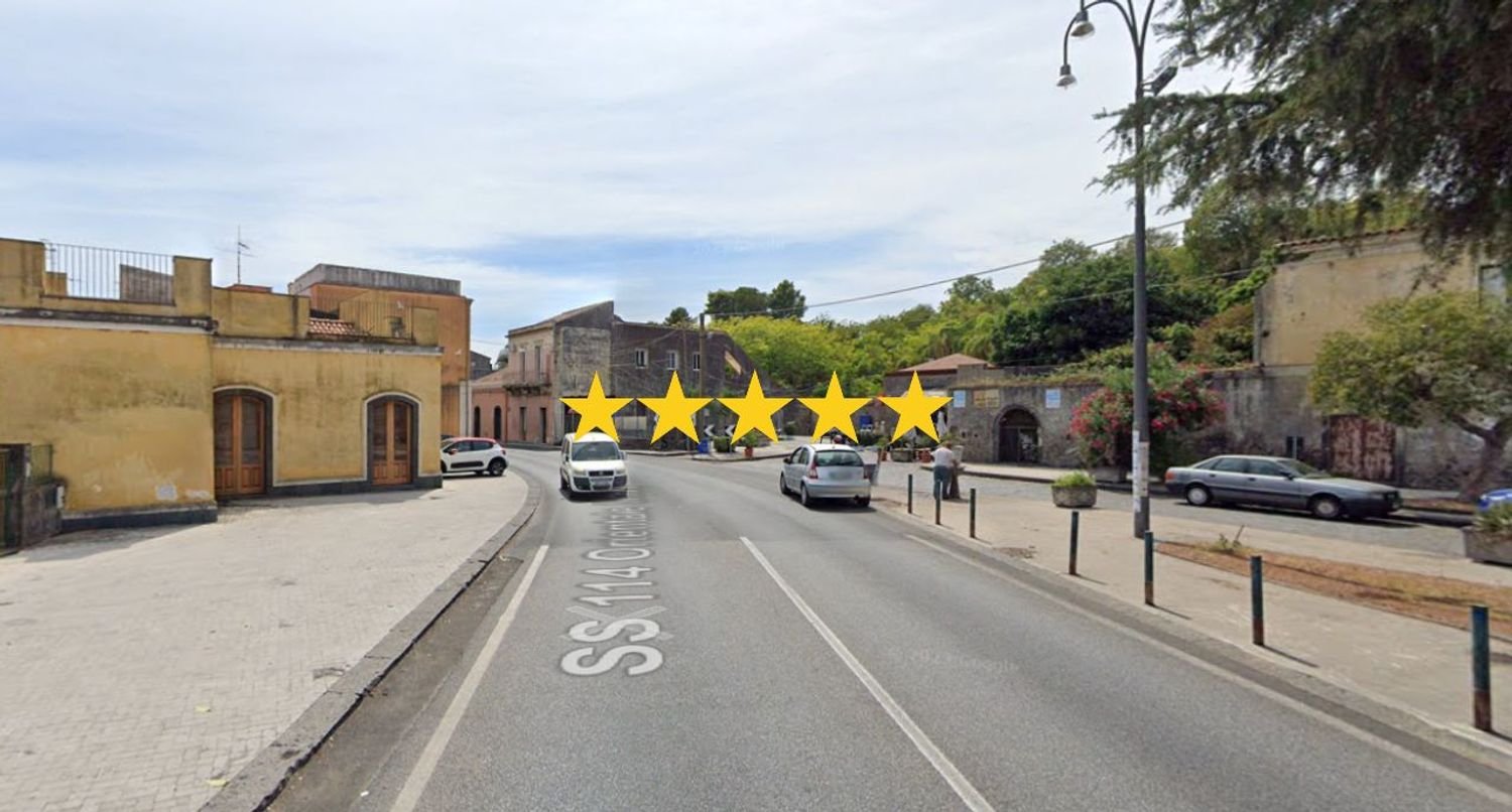 Квартира с 5 комнатами в Ачиреале, Италия № 201564