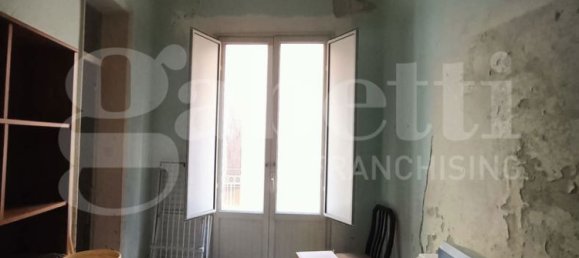 3 rooms Apartment in Trapani, Italy No. 353749 3