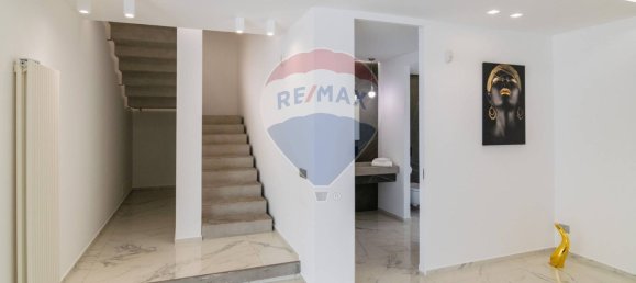 Villa de 12 dormitorios en Mascalucia, Italy No. 347136 28