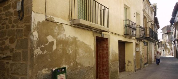 9 bedrooms House in Zaragoza, Spain No. 54657 3