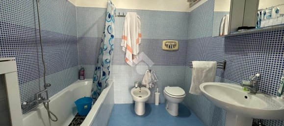 Пентхаус с 2 комнатами в Кассино, Италия № 139355 25