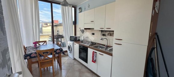 Пентхаус с 2 комнатами в Кассино, Италия № 139355 3