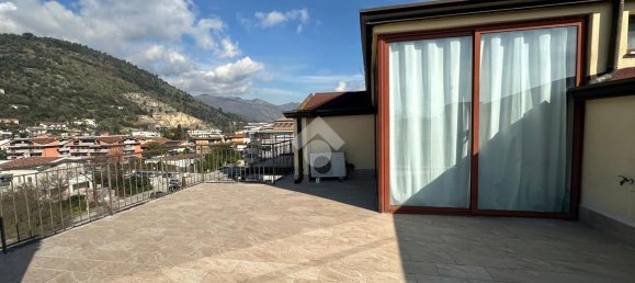 Пентхаус с 2 комнатами в Кассино, Италия № 139355 14