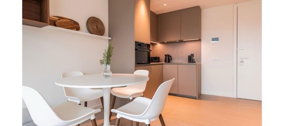 1 bedroom Apartment in Lisbon, Portugal No. 115813 2