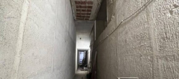 2400m² Commercial property in Palermo, Italy No. 322813 9