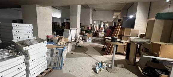 2400m² Commercial property in Palermo, Italy No. 322813 8