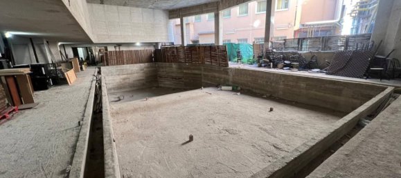 2400m² Commercial property in Palermo, Italy No. 322813 5