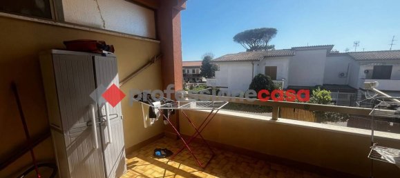 Casa de 3 habitaciónes en Pomezia, Italy No. 72243 25