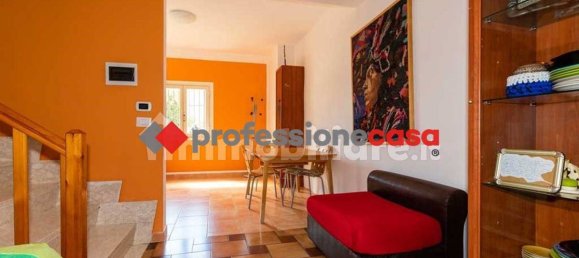 Casa de 3 habitaciónes en Pomezia, Italy No. 72243 5