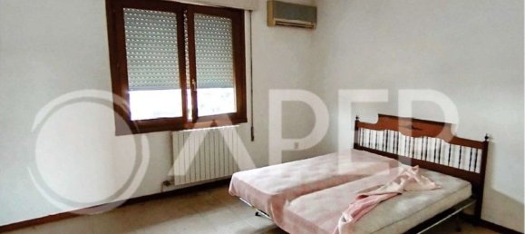 5 rooms Apartment in Limena, Italy No. 60136 13