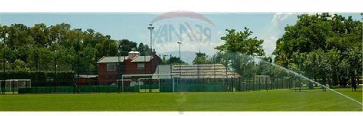 17 bedrooms House in Merlo, Argentina No. 10045