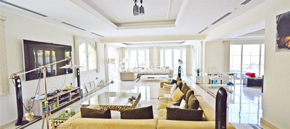 5 غرف نوم فيلا في Jumeirah Park, UAE رقم 100140 3