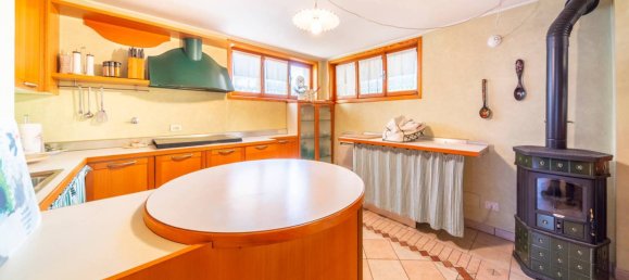 3 bedrooms Villa in Udine, Italy No. 83248 44