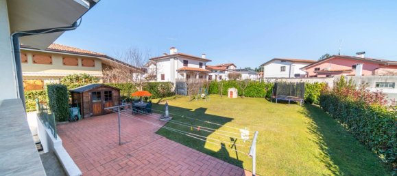 3 bedrooms Villa in Udine, Italy No. 83248 26