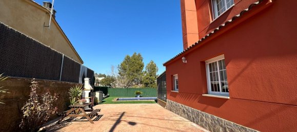 3 bedrooms House in Vacarisses, Spain No. 185601 2