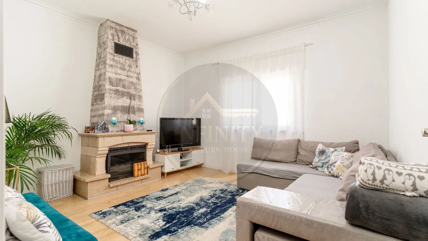 Casa de 3 dormitorios en Sesimbra, Portugal No. 307516