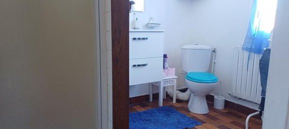 2 bedrooms House in Cuts, France No. 306055 4