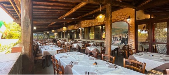 5 rooms Commercial property in Alghero, Italy No. 278212 2