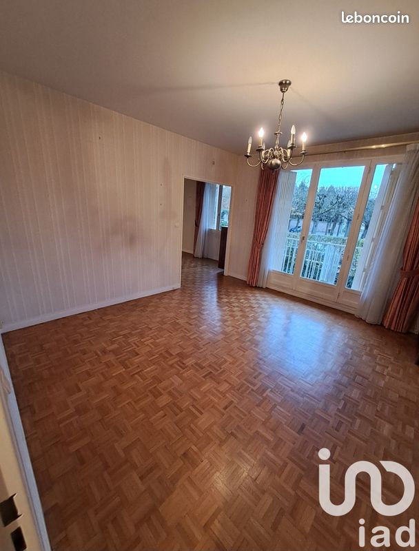 Квартира с 2 спальнями в Компьень, Франция № 40567