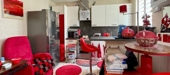 1 غرف نوم شقة في Sainte-Savine, France رقم 260891 3