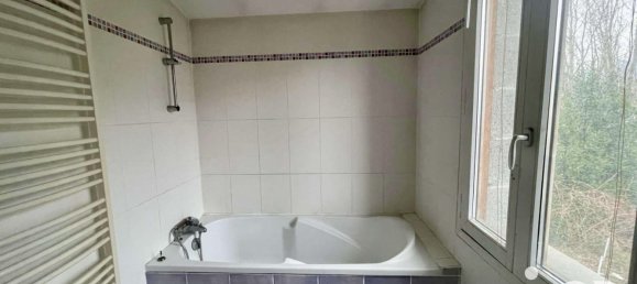 2 Schlafzimmer Haus in Vizille, France, Nr. 201533 9