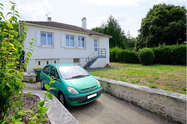 3 bedrooms House in Yvelines, France No. 318517