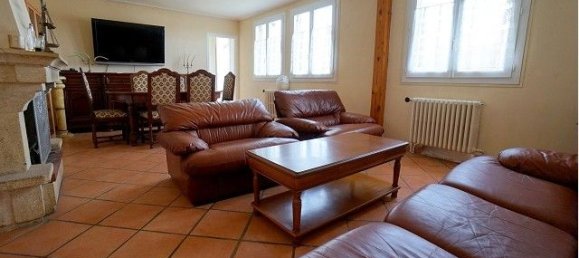 3 bedrooms House in Yvelines, France No. 318517 2