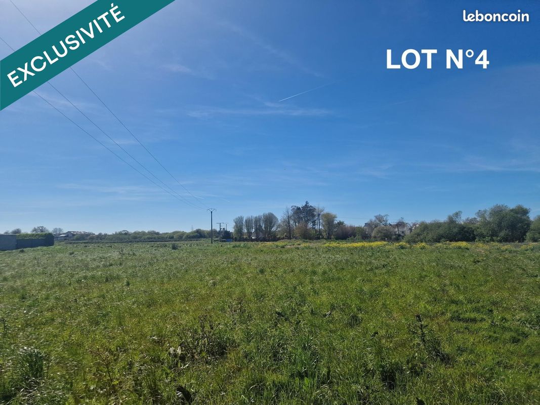 562m² Land in Cleder, France No. 106645