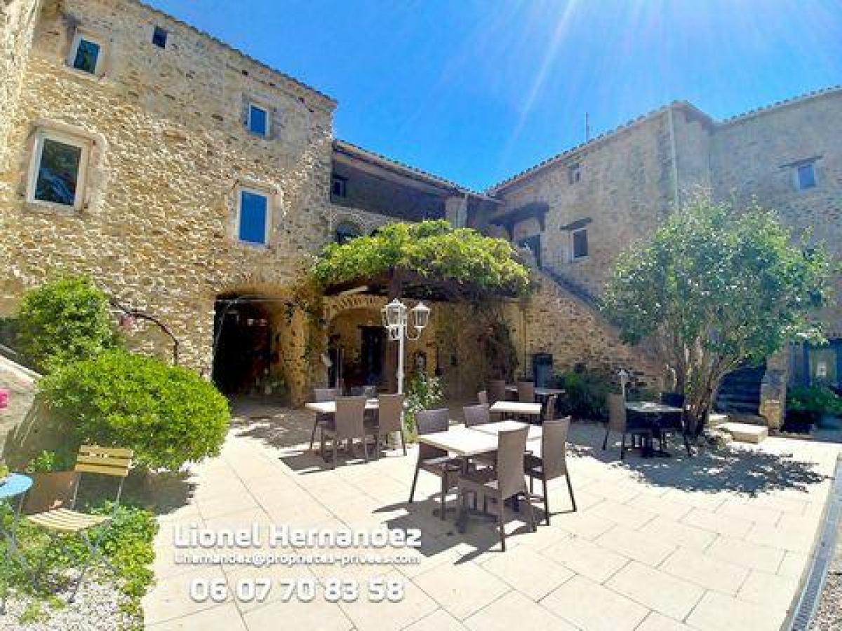 15 bedrooms House in Barjac, France No. 33554