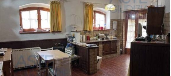 6 bedrooms Apartment in Subiaco, Italy No. 14300 23