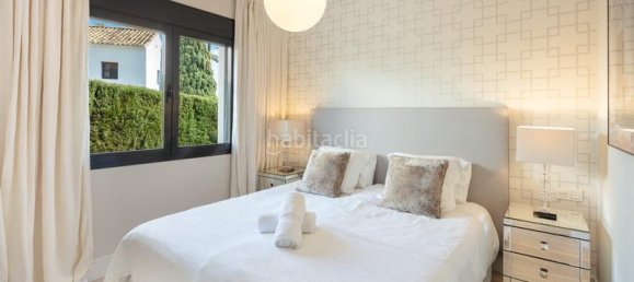 5 bedrooms Villa in Marbella, Spain No. 74036 11