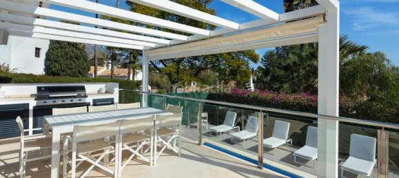 5 bedrooms Villa in Marbella, Spain No. 74036 18