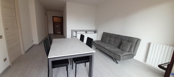 3 rooms Apartment in Castrezzato, Italy No. 125712 2