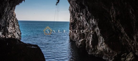 4 Schlafzimmer Villa in Salve, Italy, Nr. 113135 27