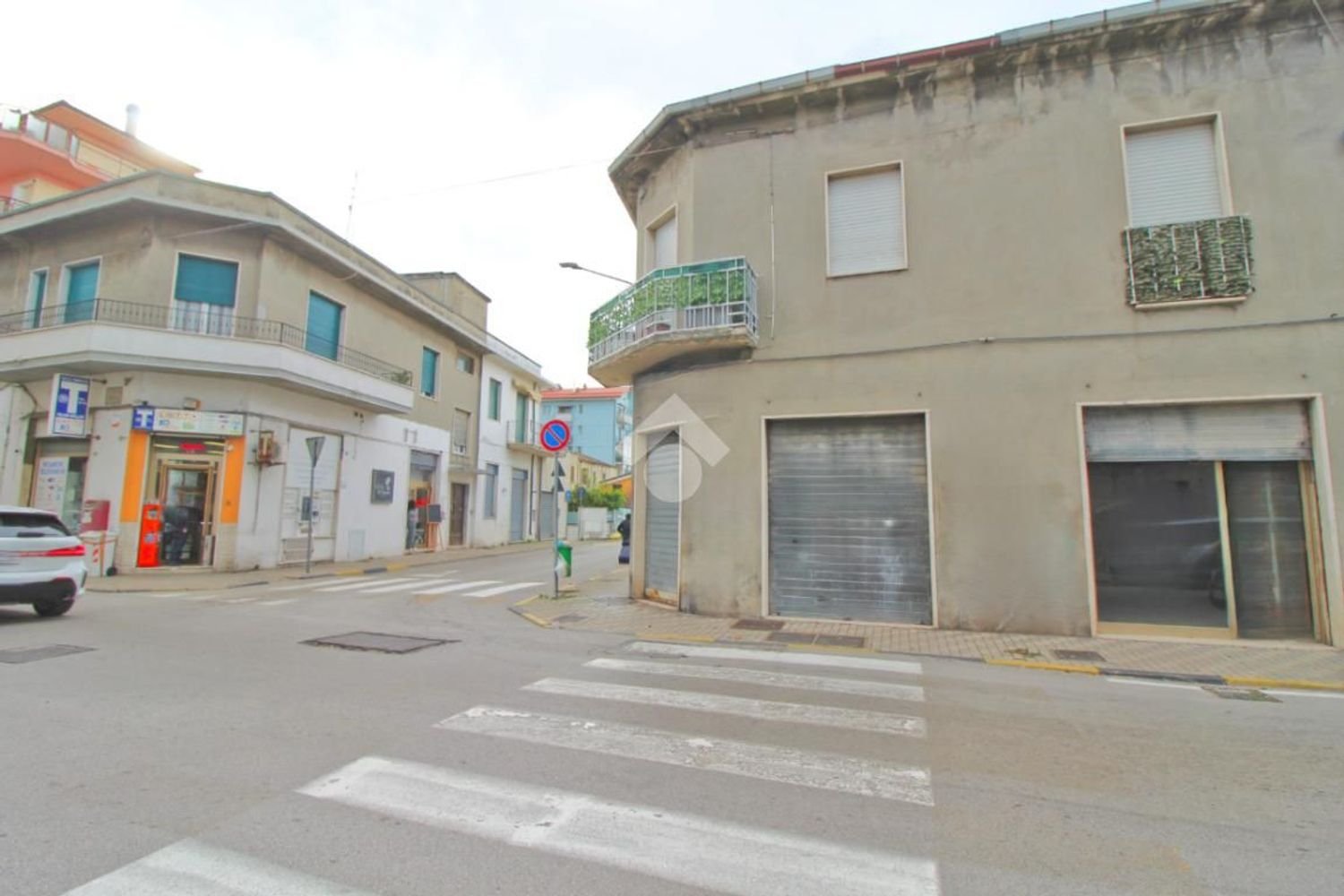 Propriété commerciale à Pescara, Italy 91m² No. 88817