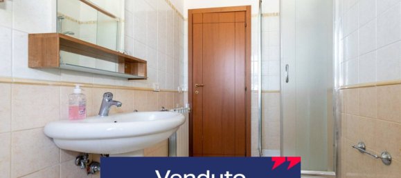 Villa T4 em Aci Catena, Italy N.º 48260 36