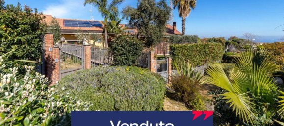 Villa T4 em Aci Catena, Italy N.º 48260 18