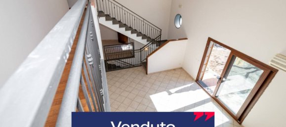 Villa T4 em Aci Catena, Italy N.º 48260 32